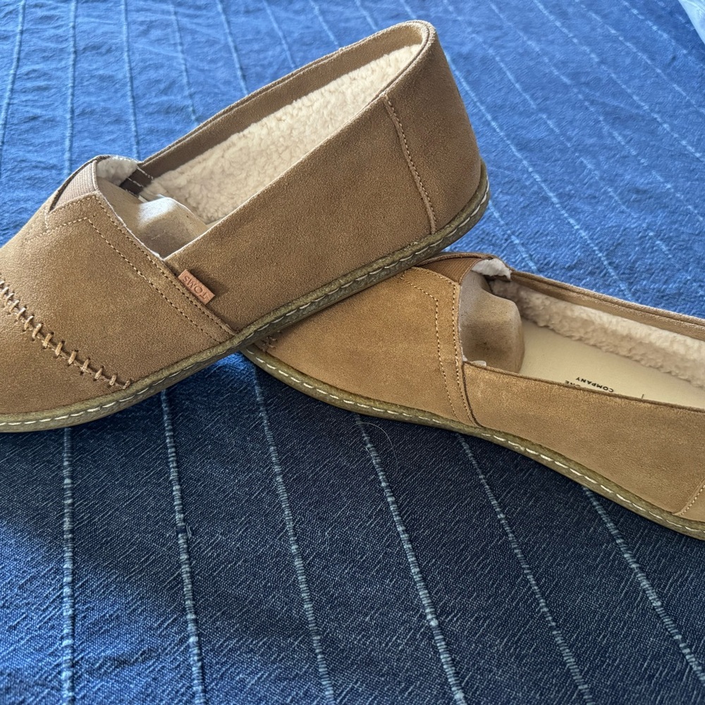TOMS Women's Brown Suede Loafers - Picture 3 of 11